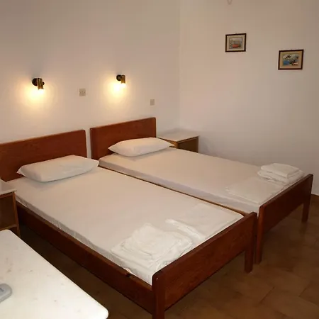 Rubini Parikia (Paros)